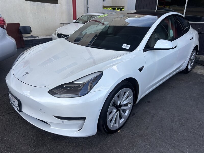 2022 Tesla Model 3   - Photo 1 - North Hollywood, CA 91601