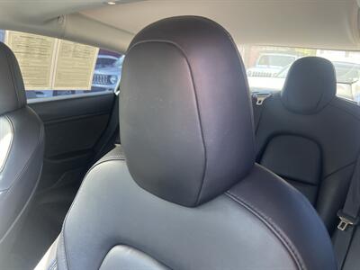 2022 Tesla Model 3 - Photo 11 - North Hollywood, CA 91601