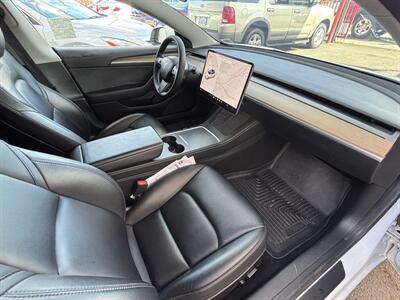 2022 Tesla Model 3   - Photo 10 - North Hollywood, CA 91601