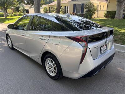 2017 Toyota Prius Two Eco - Photo 3 - North Hollywood, CA 91601