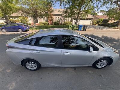 2017 Toyota Prius Two Eco - Photo 6 - North Hollywood, CA 91601
