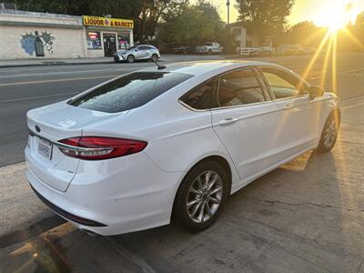 2017 Ford Fusion SE   - Photo 4 - North Hollywood, CA 91601