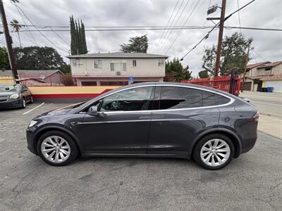 2016 Tesla Model X 90D   - Photo 8 - North Hollywood, CA 91601