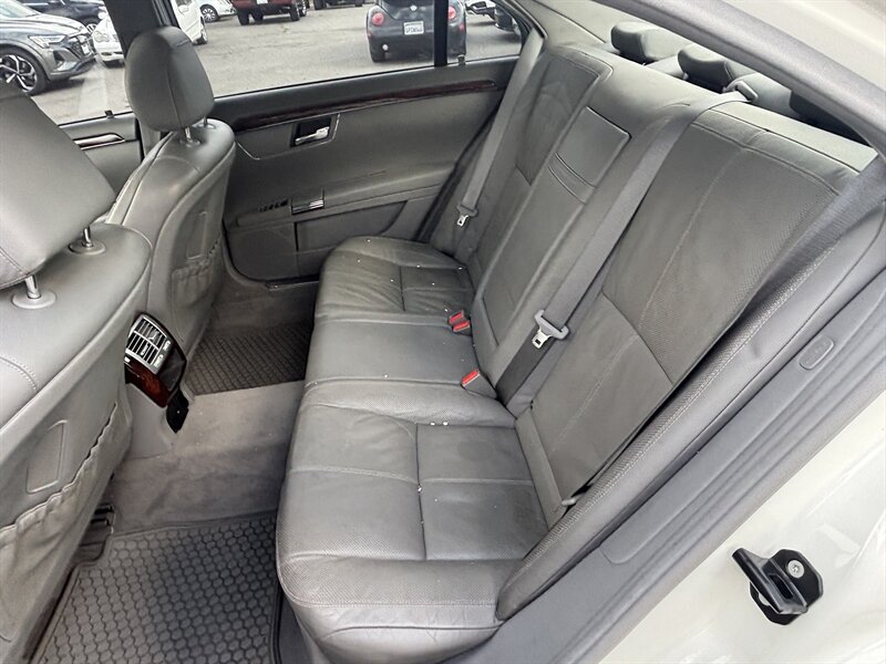 2007 Mercedes Benz S 550 photo 4