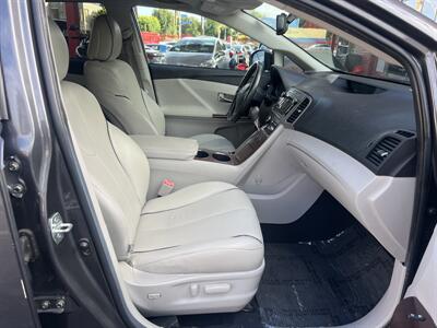 2012 Toyota Venza XLE - Photo 32 - North Hollywood, CA 91601