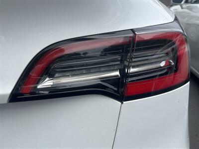 2020 Tesla Model Y Long Range - Photo 9 - North Hollywood, CA 91601