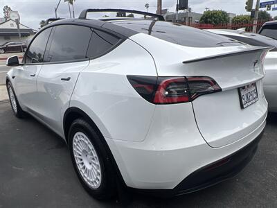 2020 Tesla Model Y Long Range - Photo 3 - North Hollywood, CA 91601