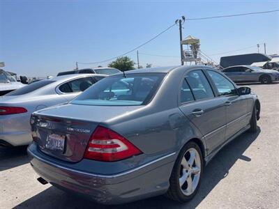 2005 Mercedes-Benz C 230 Kompressor   - Photo 4 - North Hollywood, CA 91601