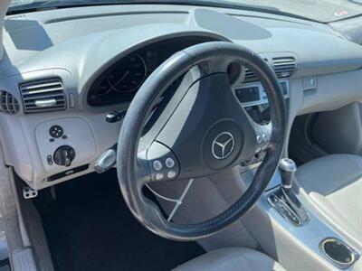 2005 Mercedes-Benz C 230 Kompressor   - Photo 7 - North Hollywood, CA 91601