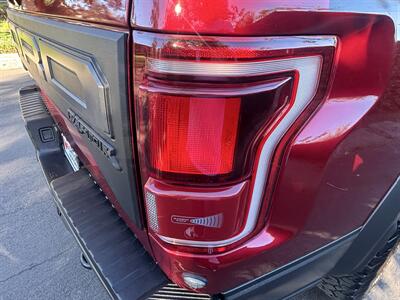 2019 Ford F-150 Raptor   - Photo 17 - North Hollywood, CA 91601