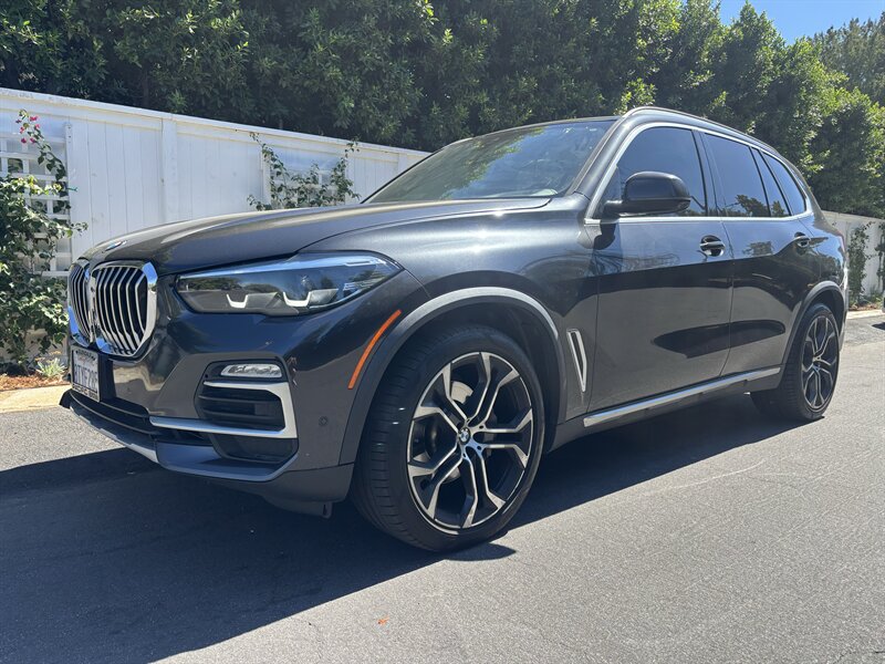2021 BMW X5 sDrive40i   - Photo 1 - North Hollywood, CA 91601