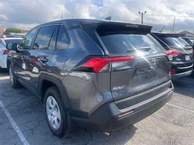 2024 Toyota RAV4 LE   - Photo 4 - North Hollywood, CA 91601