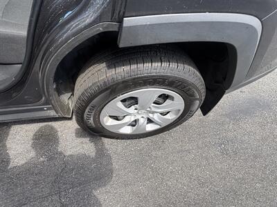 2024 Toyota RAV4 LE - Photo 10 - North Hollywood, CA 91601