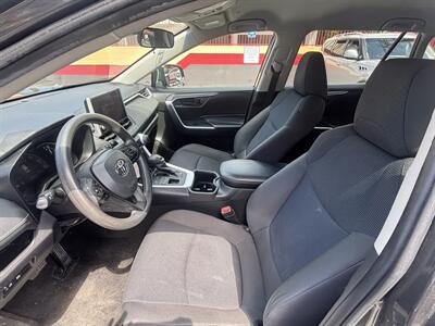 2024 Toyota RAV4 LE - Photo 7 - North Hollywood, CA 91601