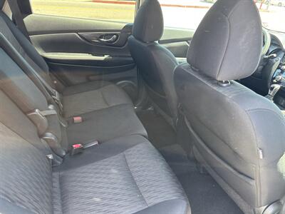 2017 Nissan Rogue SV - Photo 16 - North Hollywood, CA 91601