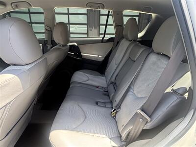2012 Toyota RAV4 EV - Photo 14 - North Hollywood, CA 91601