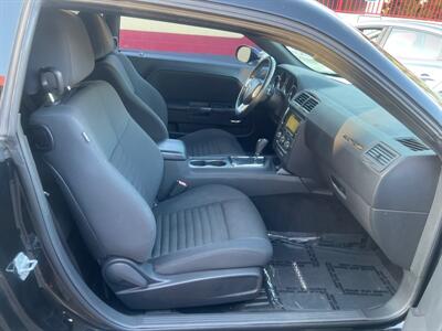 2012 Dodge Challenger R/T Plus   - Photo 44 - North Hollywood, CA 91601