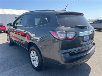 2017 Chevrolet Traverse LS - Photo 2 - North Hollywood, CA 91601