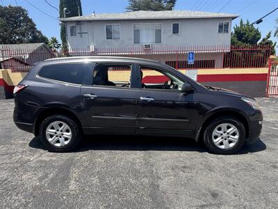 2017 Chevrolet Traverse LS - Photo 3 - North Hollywood, CA 91601