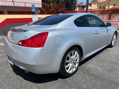 2014 INFINITI Q60 Coupe Journey   - Photo 4 - North Hollywood, CA 91601