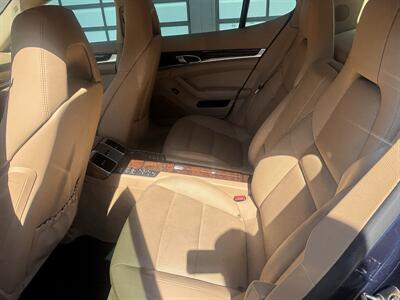2014 Porsche Panamera 4 - Photo 9 - North Hollywood, CA 91601