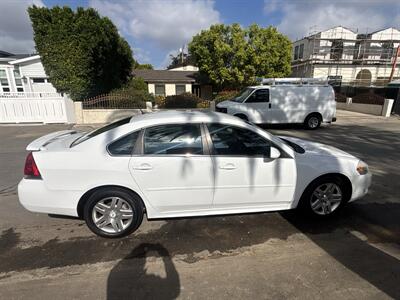 2011 Chevrolet Impala LT - Photo 5 - North Hollywood, CA 91601