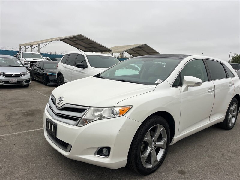 2013 Toyota Venza XLE FWD V6's photo