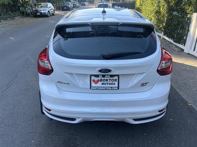 2014 Ford Focus ST   - Photo 4 - North Hollywood, CA 91601