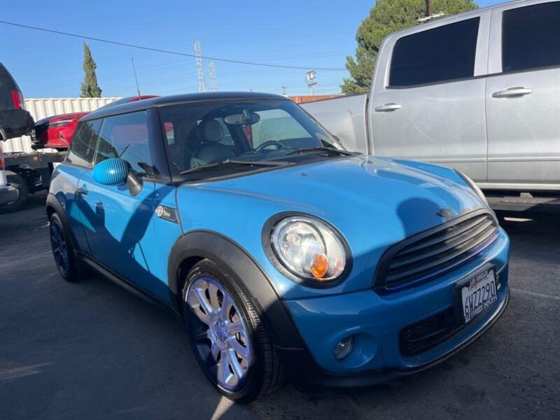 2012 MINI Cooper Hardtop   - Photo 1 - North Hollywood, CA 91601