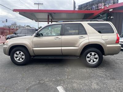 2008 Toyota 4Runner SR5 - Photo 6 - North Hollywood, CA 91601