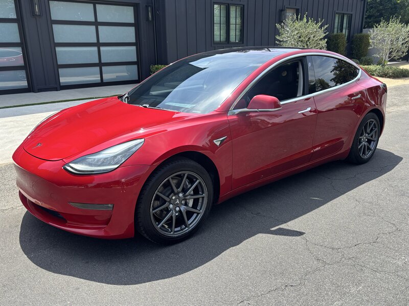 2018 Tesla Model 3 Long Range's photo