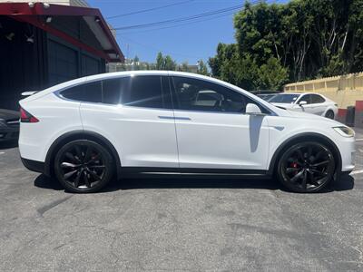 2016 Tesla Model X 90D - Photo 5 - North Hollywood, CA 91601