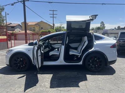 2016 Tesla Model X 90D - Photo 9 - North Hollywood, CA 91601