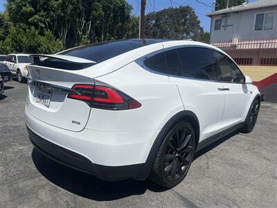 2016 Tesla Model X 90D - Photo 3 - North Hollywood, CA 91601
