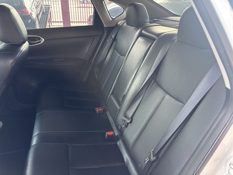 2016 Nissan Sentra SL photo 2