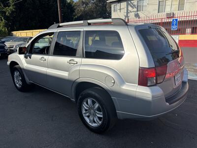 2011 Mitsubishi Endeavor LS   - Photo 5 - North Hollywood, CA 91601