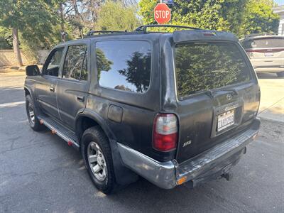 1997 Toyota 4Runner SR5   - Photo 10 - North Hollywood, CA 91601