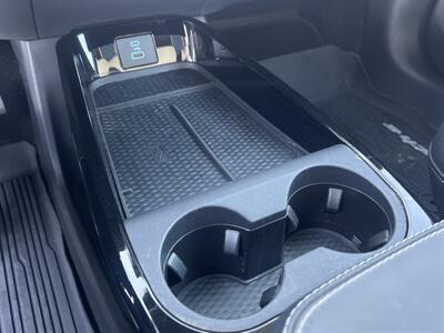 2022 Ford Mustang Mach-E Premium - Photo 48 - North Hollywood, CA 91601