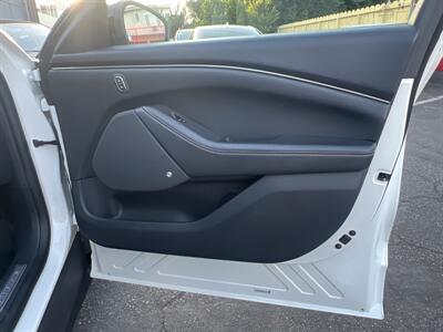 2022 Ford Mustang Mach-E Premium - Photo 35 - North Hollywood, CA 91601