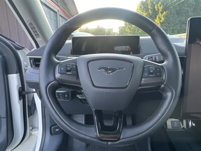 2022 Ford Mustang Mach-E Premium - Photo 42 - North Hollywood, CA 91601