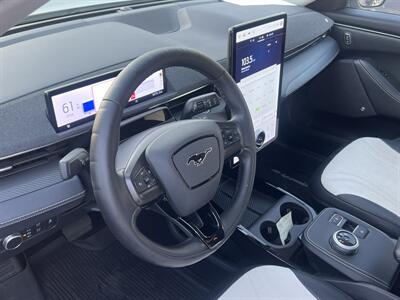 2022 Ford Mustang Mach-E Premium - Photo 57 - North Hollywood, CA 91601