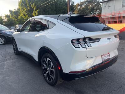 2022 Ford Mustang Mach-E Premium - Photo 6 - North Hollywood, CA 91601