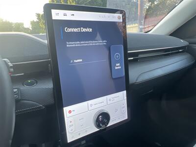 2022 Ford Mustang Mach-E Premium - Photo 43 - North Hollywood, CA 91601