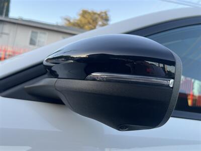 2022 Ford Mustang Mach-E Premium - Photo 13 - North Hollywood, CA 91601