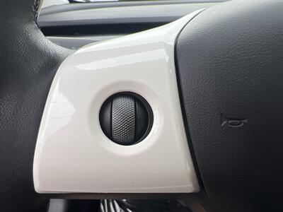 2021 Tesla Model 3 Standard Range Plus - Photo 38 - North Hollywood, CA 91601