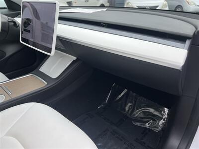 2021 Tesla Model 3 Standard Range Plus - Photo 18 - North Hollywood, CA 91601