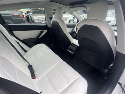 2021 Tesla Model 3 Standard Range Plus - Photo 22 - North Hollywood, CA 91601