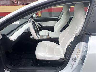 2021 Tesla Model 3 Standard Range Plus - Photo 31 - North Hollywood, CA 91601