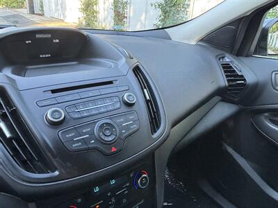 2017 Ford Escape SE - Photo 31 - North Hollywood, CA 91601