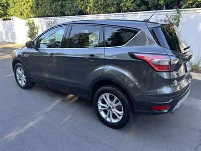 2017 Ford Escape SE - Photo 8 - North Hollywood, CA 91601